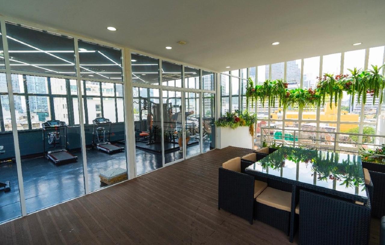 โรงแรมแซฟไฟร์ กรุงเทพมหานคร ภายนอก รูปภาพ The 3D rendering of the gym at the 10th floor