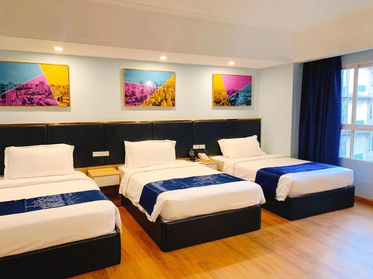 โรงแรมแซฟไฟร์ กรุงเทพมหานคร ภายนอก รูปภาพ Deluxe Family Room